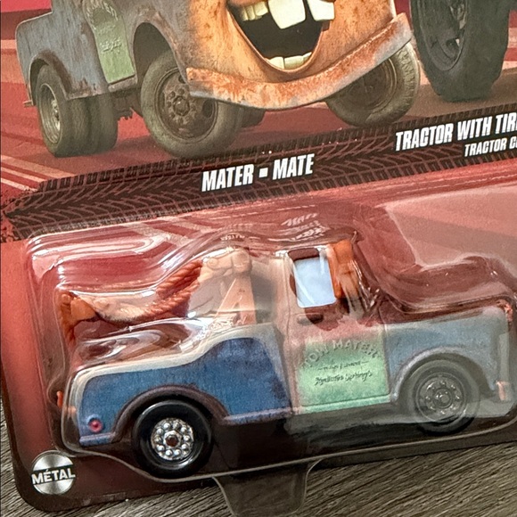 Pixar Cars 2 Pack Mater & Tractor - Picture 2 of 5